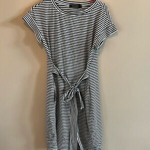 Striped Dress w Pockets